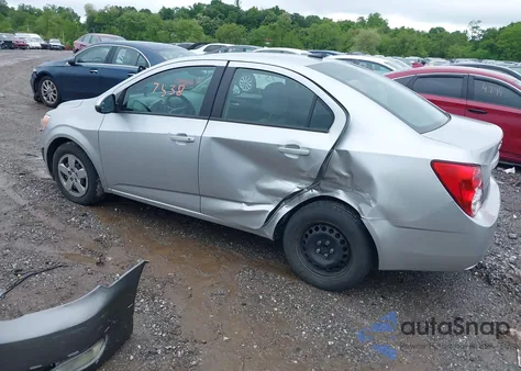 2014 Chevrolet Sonic Ls Auto из США, поврежденный, VIN 1G1JA5SG0E4179352